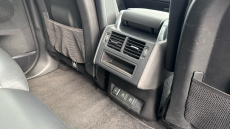 Land Rover Discovery 3.0 D300 R-Dynamic SE 5dr Auto Diesel Station Wagon